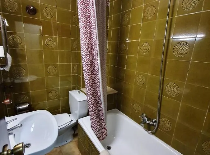 Perla Hotel *