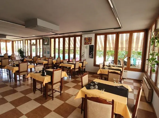Perla Hotel