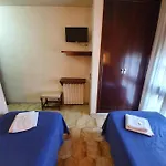 Perla Ξενοδοχείο *
