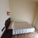 Ξενοδοχείο Perla *